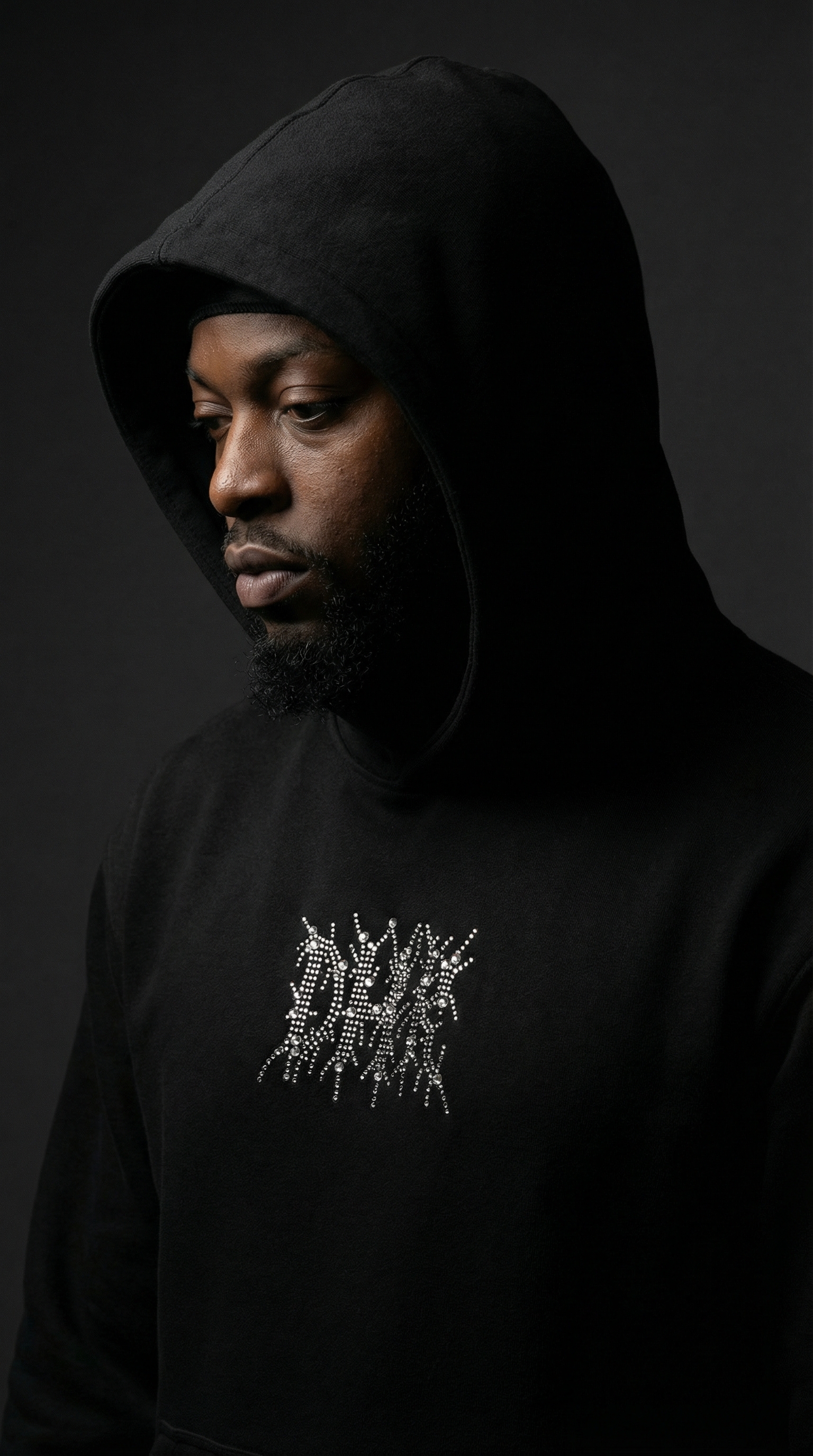 DHK black portrait display image