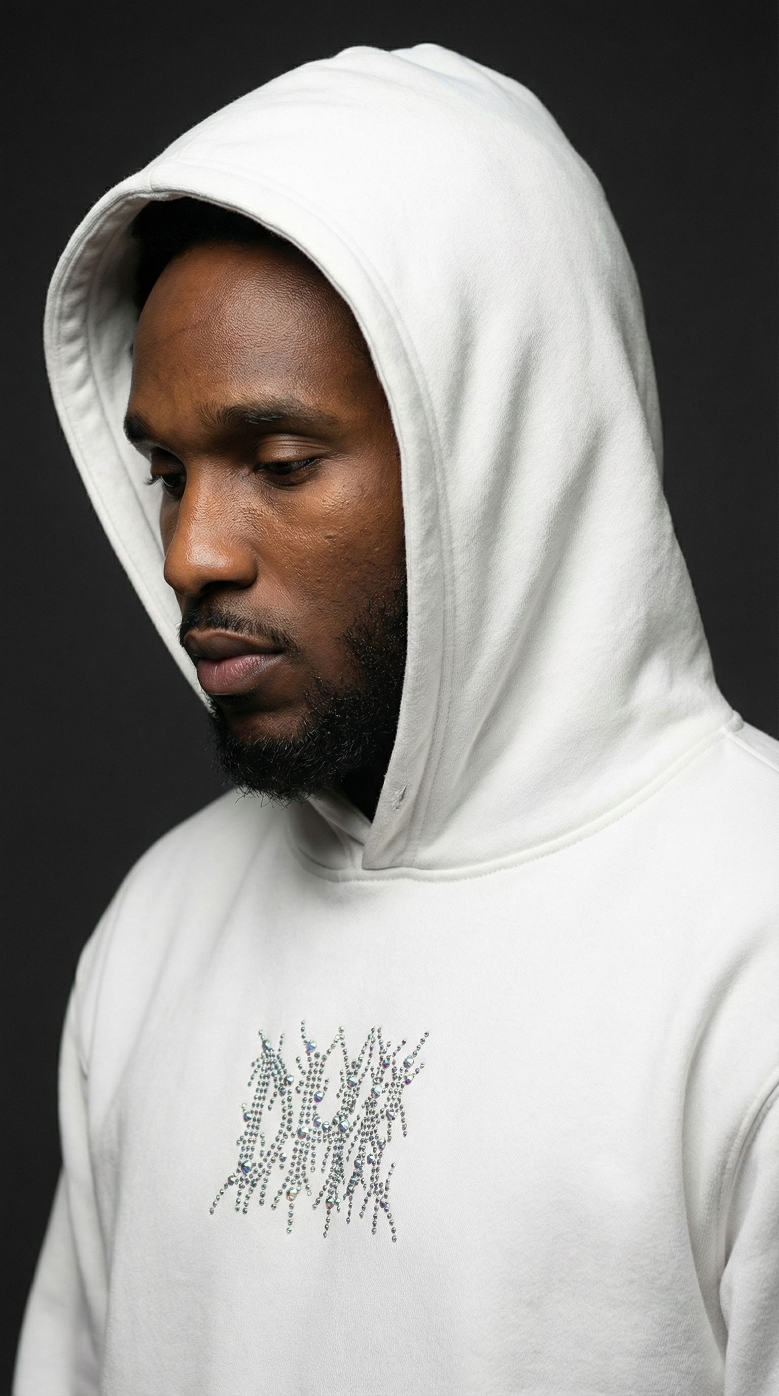 DHK white portrait display image